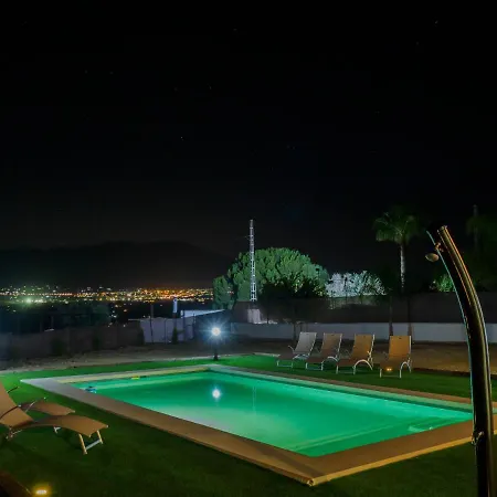 Holiday home Cubo's El Sueno De Abuelos Privacy Pool *